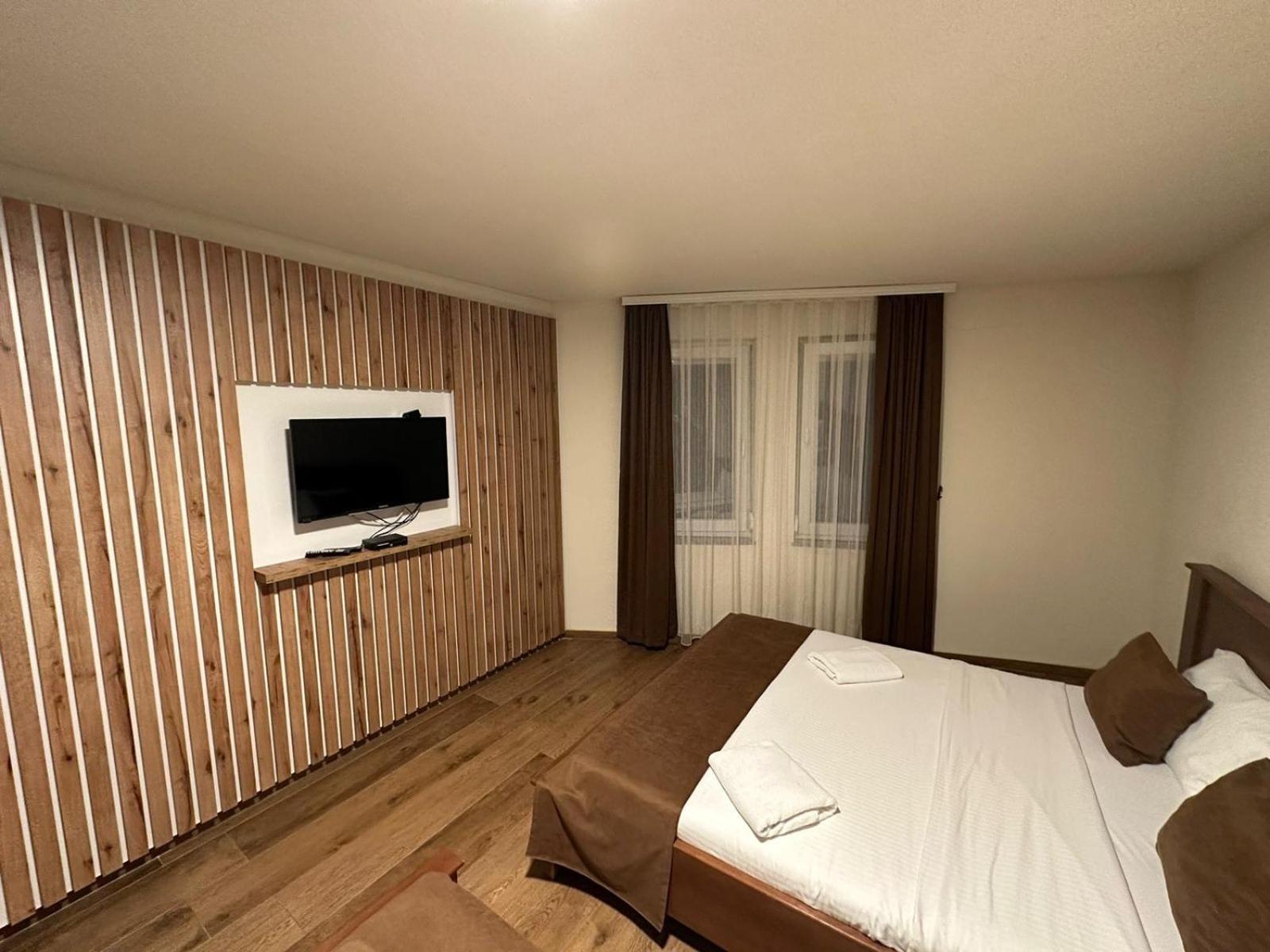 Hotel Panorama Rugove Peje Extérieur photo