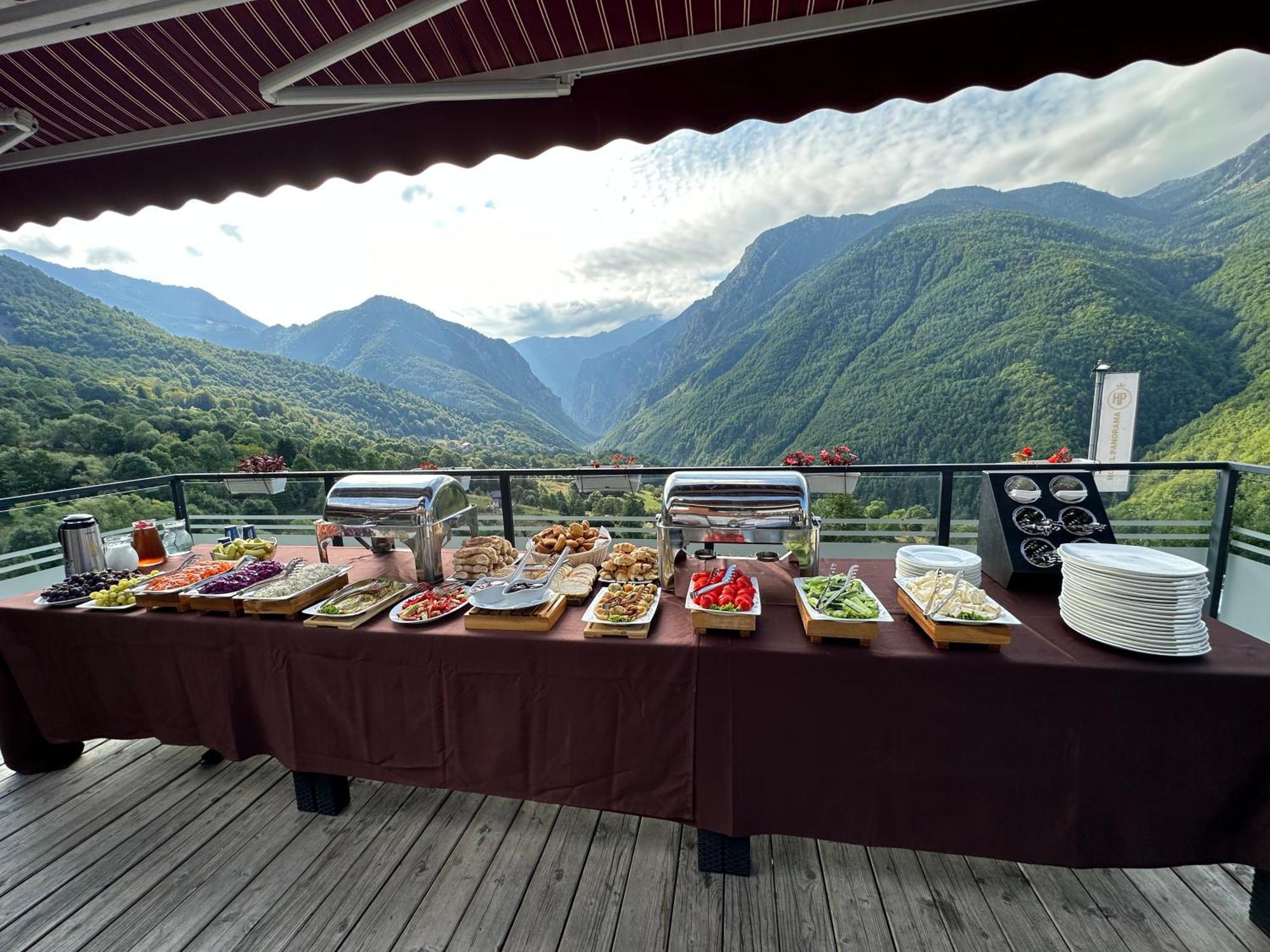 Hotel Panorama Rugove Peje Extérieur photo